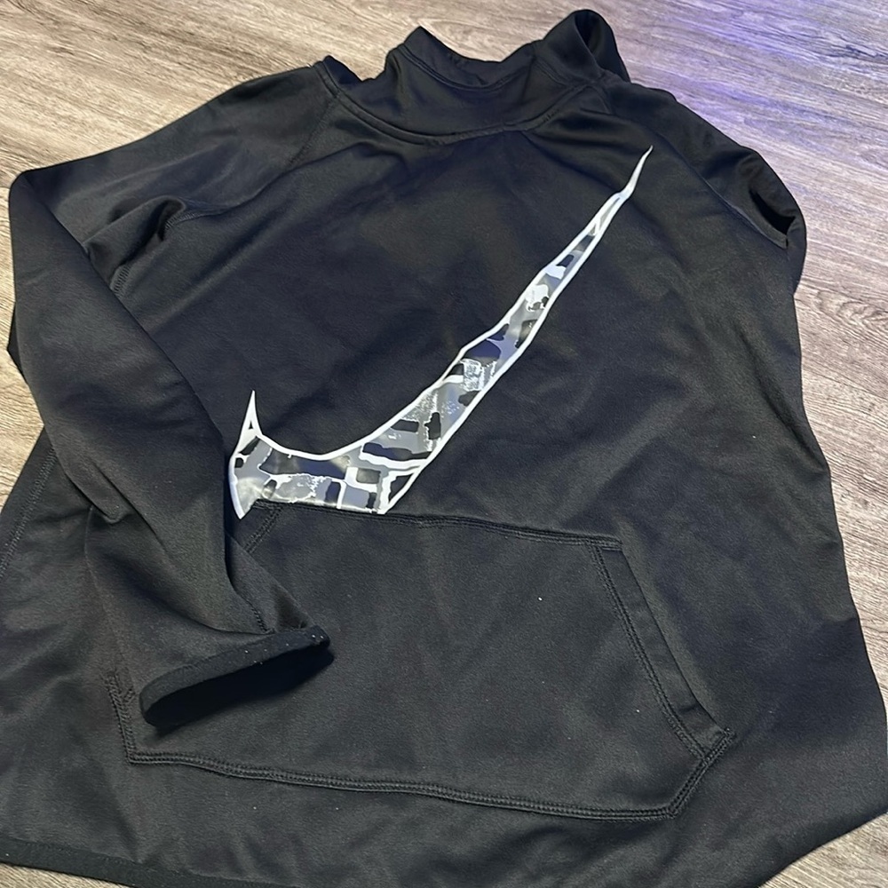 Nike Boys XL Pullover Sweater